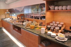 Buffet with regional products at the Wörthersee